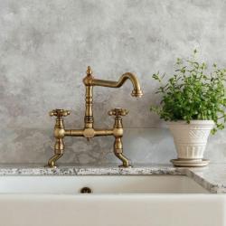 Robinet de cuisine nostalgique Bronze V1979BRST