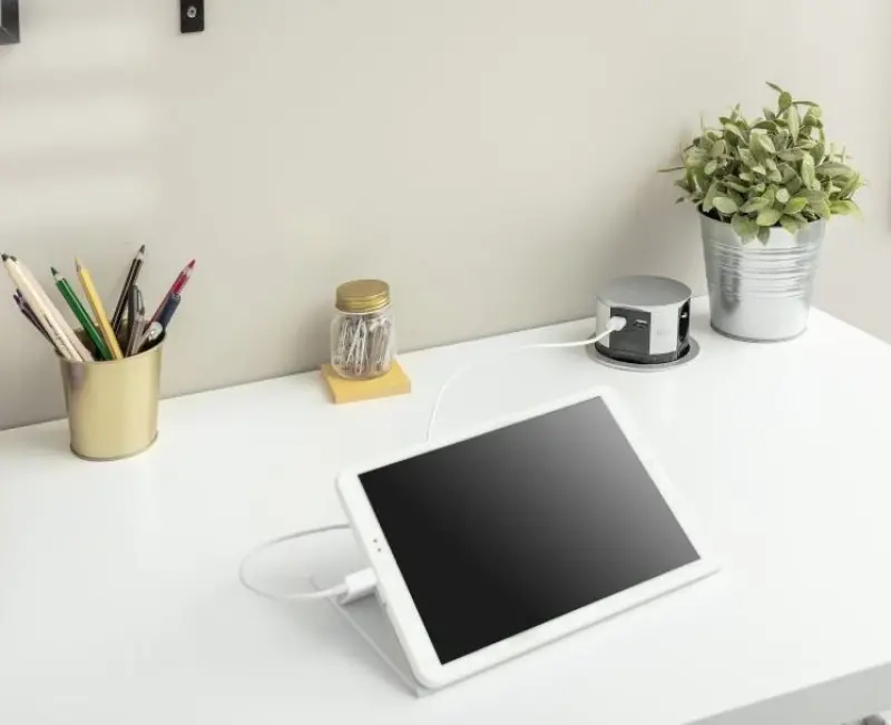 Indux Push prise de cuisine à encastrer argentée pour plan de travail avec mise à la terre type F et 3 prises et 2 x USB 1208957411