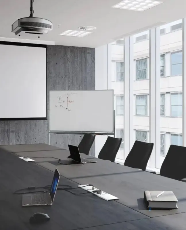 Indux Slide max prise de cuisine encastrable dans le plan de travail avec USB-A, HDMI, RJ45 et USB-C couleur noir mat 1208957430