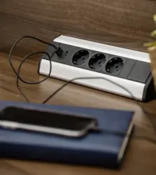 Indux Prise d'angle pour cuisine avec 3 prises de terre et 2 chargeurs USB 1208957431