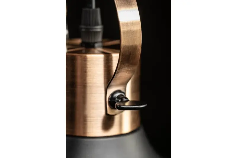 Decor Mees Lampe à suspension en métal noir avec abat-jour de forme attachée en pétrole 2363