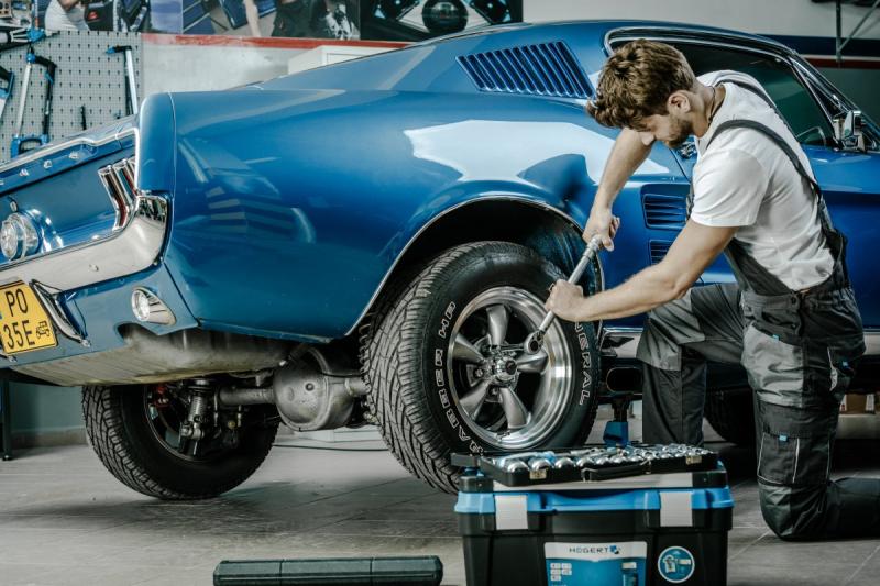 Hoegert Boîte à outils de 25 pouces 1208962020