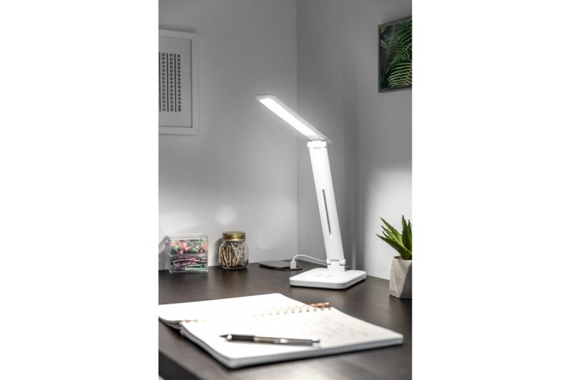 Decor Lampe de bureau LED IZUKA 6W 400lm AC220-240V 50/60Hz CCT chargeur inductif blanc. 1208962496