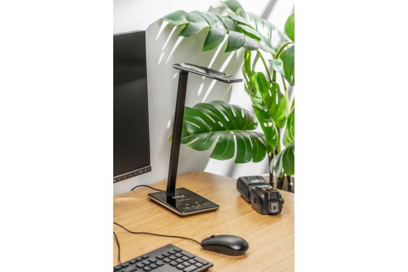 Decor Lampe de bureau Tritton 6W 340lm AC220-240V 4-CCT Charge sans fil USB PF>0 5 RA>80 noire 1208962518