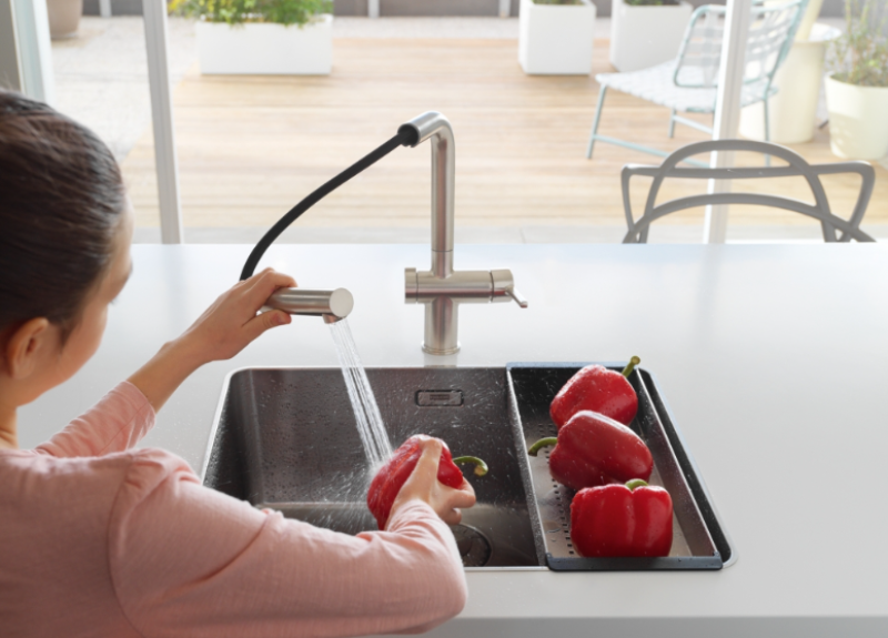 Franke Active Twist Mitigeur Monocommande Aspect Inox avec Bec Extensible et Commande de Vidage Intégrée 115.0653.505