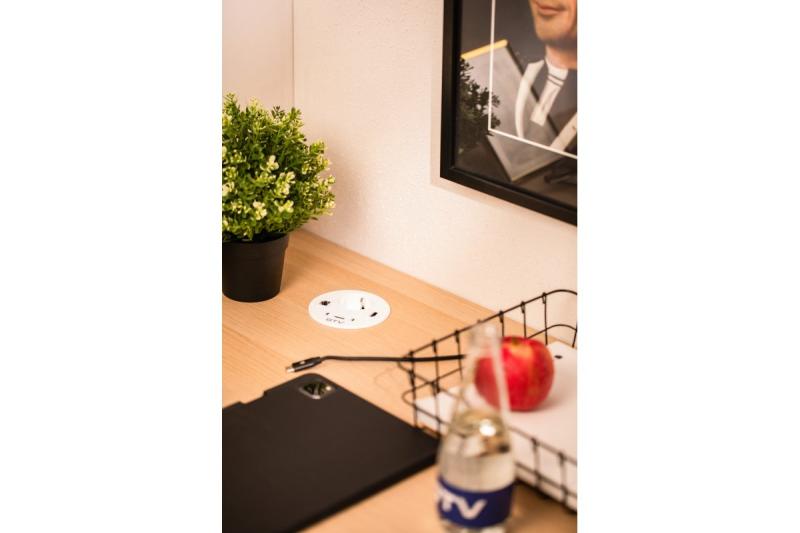 Prise de meuble RONDO, 1xSHUKO, 1xUSB-A, 2xUSB-C, HDMI, câble RJ45 1,5 m, blanc