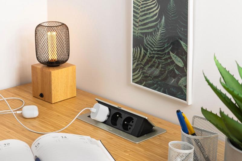 Prise de courant escamotable SOFT, câble d'alimentation 1,5 m