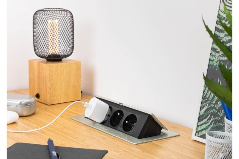 Prise de courant escamotable SOFT, câble d'alimentation 1,5 m