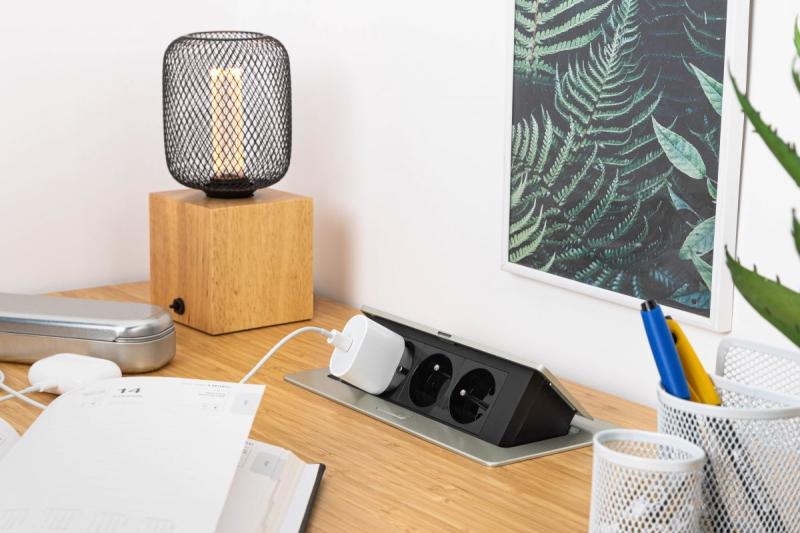 Prise de courant escamotable SOFT, câble d'alimentation 1,5 m