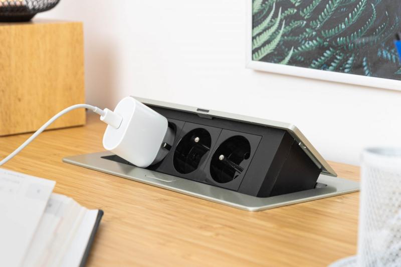 Prise de courant escamotable SOFT, câble d'alimentation 1,5 m