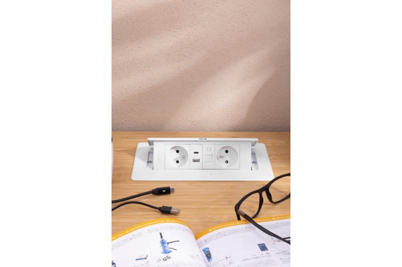 MULTISOFT Prise de meuble 2x Prise avec terre, USB A+C, RJ45, Câble d'alimentation avec fiche, Blanc